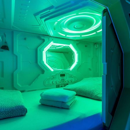 מדריד Oxygen Hostel Capsula מראה חיצוני תמונה