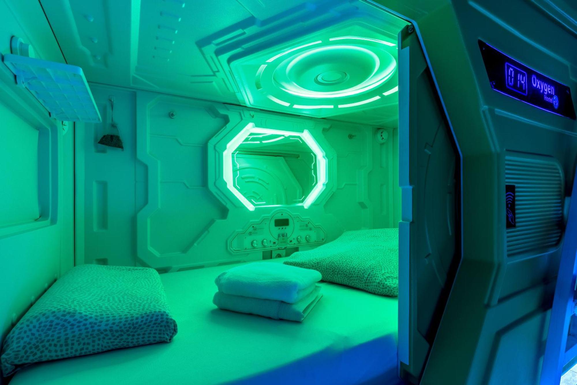 מדריד Oxygen Hostel Capsula מראה חיצוני תמונה