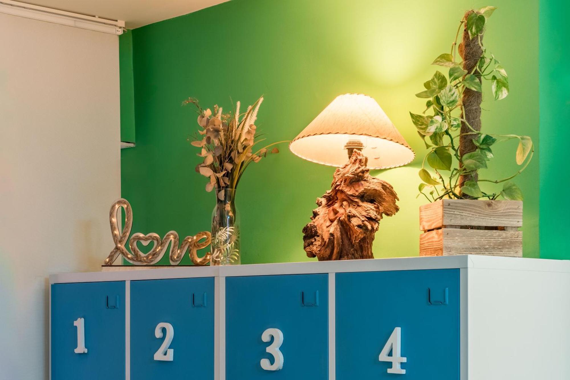 מדריד Oxygen Hostel Capsula מראה חיצוני תמונה
